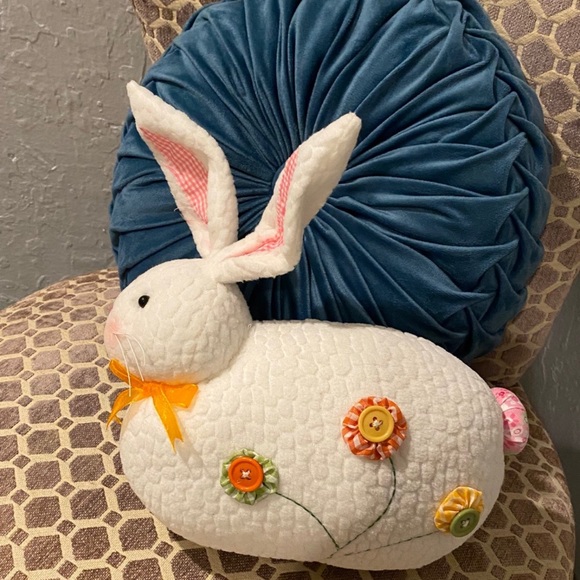 Celebrating Home Hand crafted Country Easter Bunny plush - Picture 3 of 7